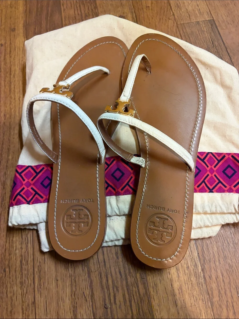 Tory Burch White Leather Logo Thong Sandals with Tan Footbed